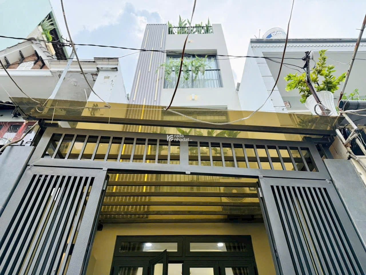 Nhanh tay gọi ngay Nhà Phạm Văn Hai Tân Bình Giá 3 tỷ 250 48,9 m2 1T2L sổ riêng