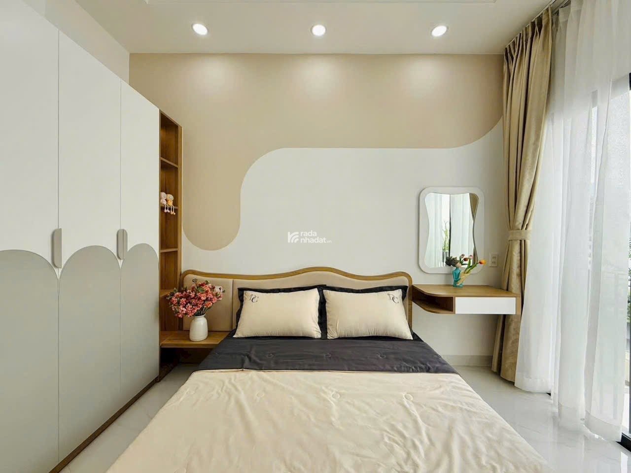 Nhanh tay gọi ngay Nhà Phạm Văn Hai Tân Bình Giá 3 tỷ 250 48,9 m2 1T2L sổ riêng