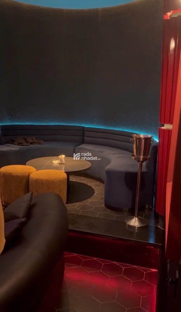 HÀNG HIẾM -  MẶT TIỀN SIÊU VIP QUẬN 1 - NGANG LỚN HƠN 10m - 224M2 - SỔ VUÔNG NHƯ TỪ A4 