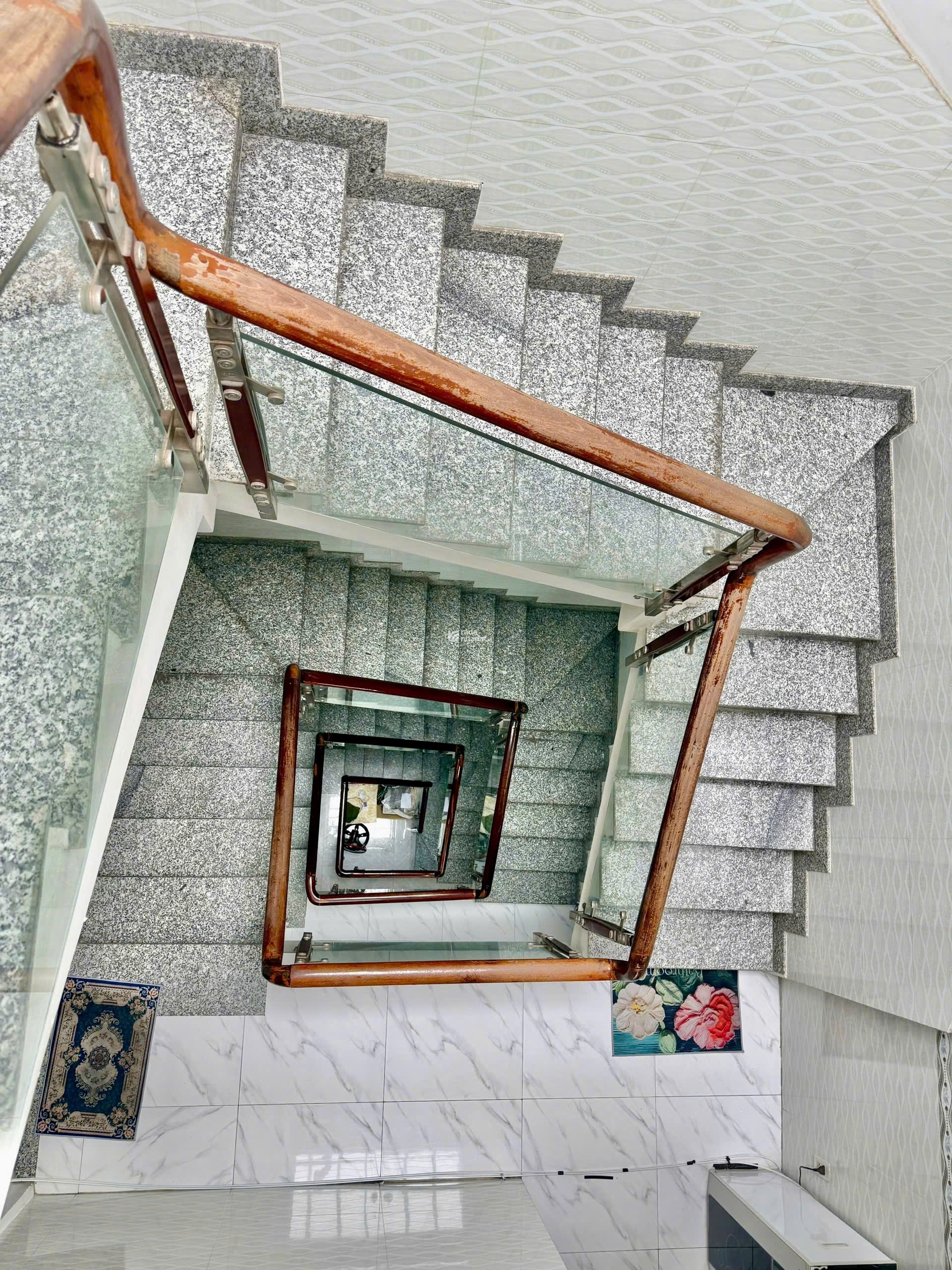 Nhà phố mặt tiền Đoàn Giỏi, Sơn Kỳ, Tân Phú, Khu Kinh doanh sầm uất, lợi nhuận cao