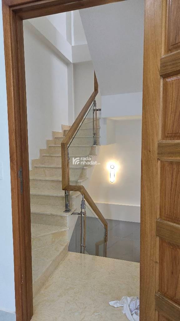 NHÀ 4 TẦNG  MỚI XÂY 100% CHỜ HOÀN CÔNG- HẺM XE TẢI- TẶNG NỘI THẤT CAO CẤP