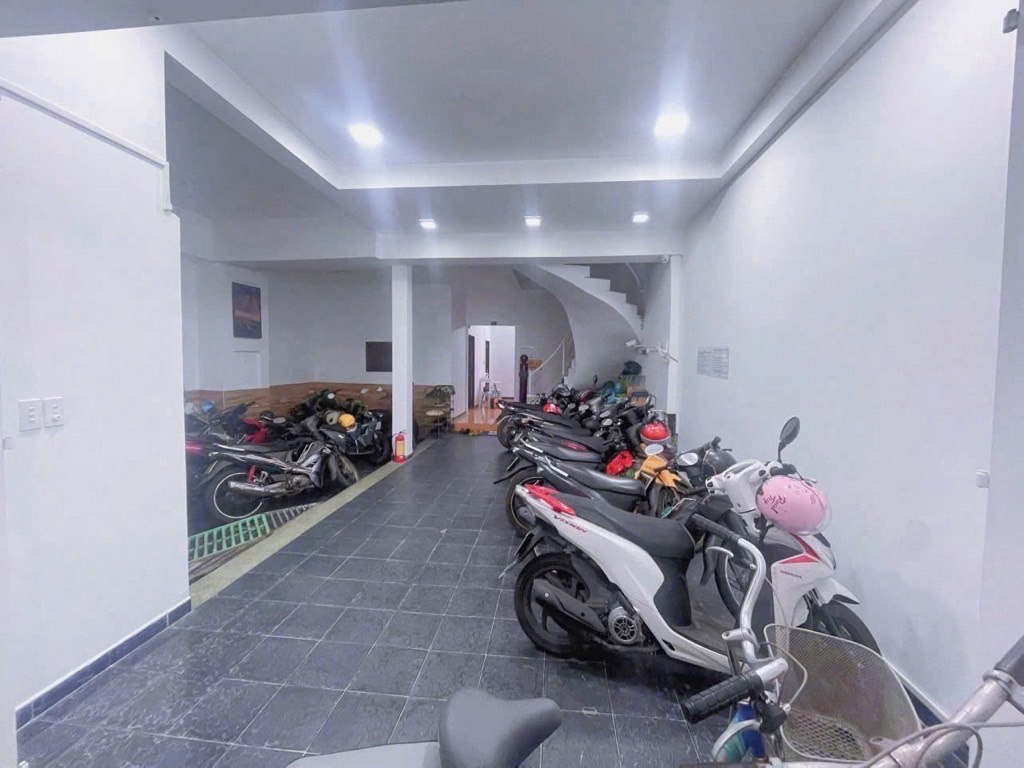 HIẾM NGANG 7M BỀ THẾ - KHU HIẾM NHÀ BÁN - CHDV SIÊU VIP - NHÀ 5 TẦNG - 15 PHÒNG - TỰ KHAI THÁC 80TR