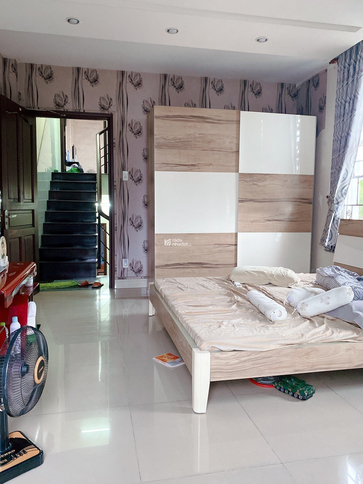 Nhà NGỘP hẻm 730 Lê Đức Thọ 90m2 ngang 4.1m 5 lầu gara view sông có PN người già 9.5 tỷ