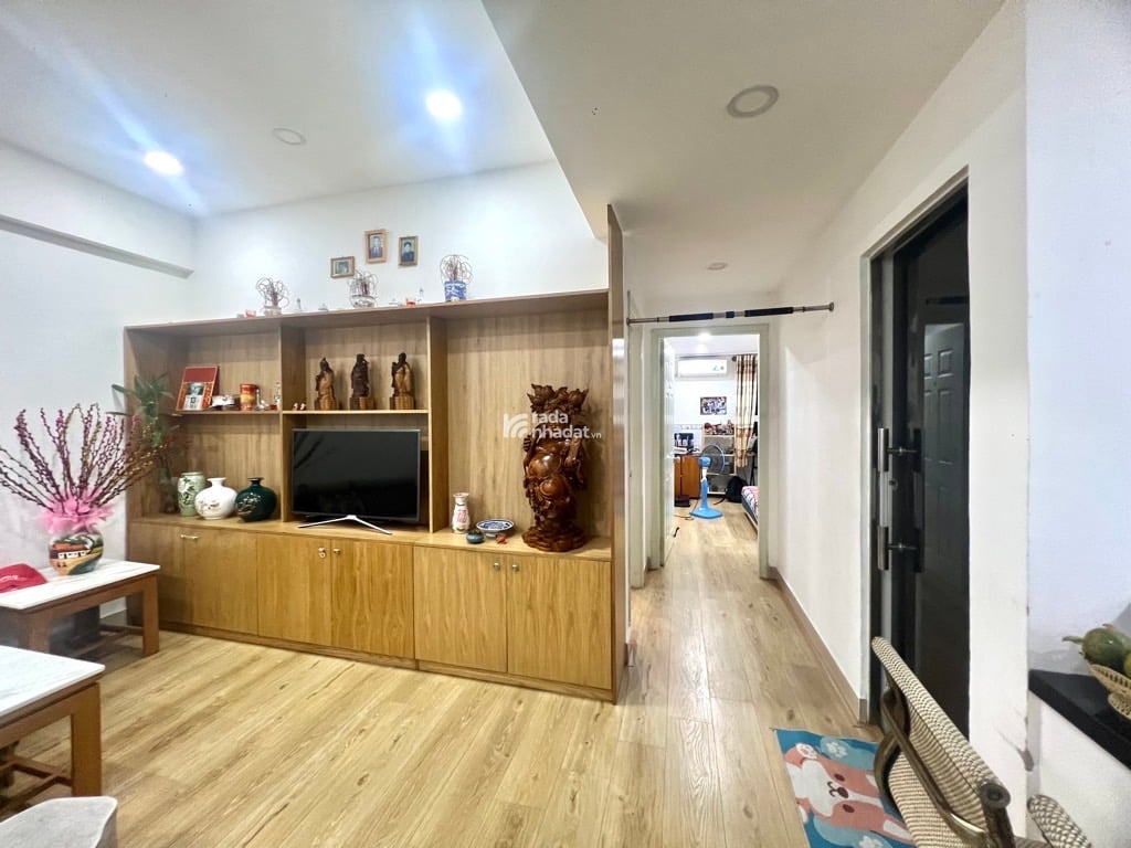 SIÊU PHẨM, CHCC PHAN CHU TRINH, BÌNH THẠNH, 60M2 Ở NGAY. GIẢM 650TR CHỈ CÒN 2.2T TL 