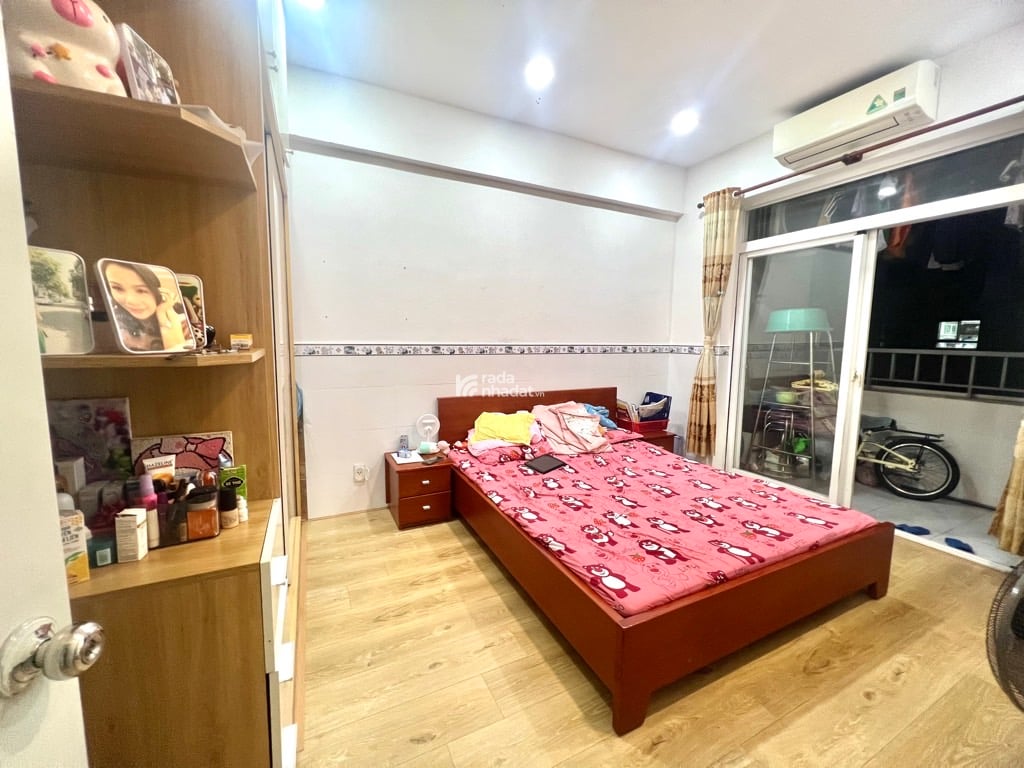 SIÊU PHẨM, CHCC PHAN CHU TRINH, BÌNH THẠNH, 60M2 Ở NGAY. GIẢM 650TR CHỈ CÒN 2.2T TL 