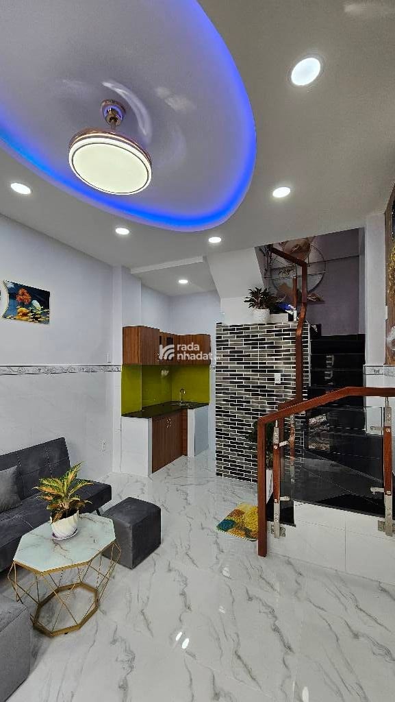 HẺM XE HƠI SÁT NHÀ, LẠC LONG QUÂN, TÂN BÌNH, 19M2 CÓ KC Ở NGAY. GIẢM 350TR CHỈ 4T