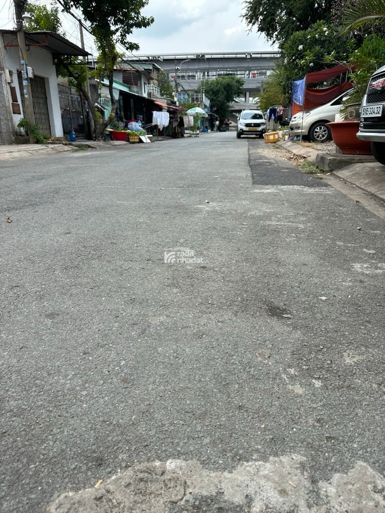 VỊ TRÍ CỰC ĐẸP HẺM NHỰA 10m KD SIÊU ĐỈNH, SÁT GA METRO BÌNH THÁI 5X22 CHỈ 12,5 TỶ.