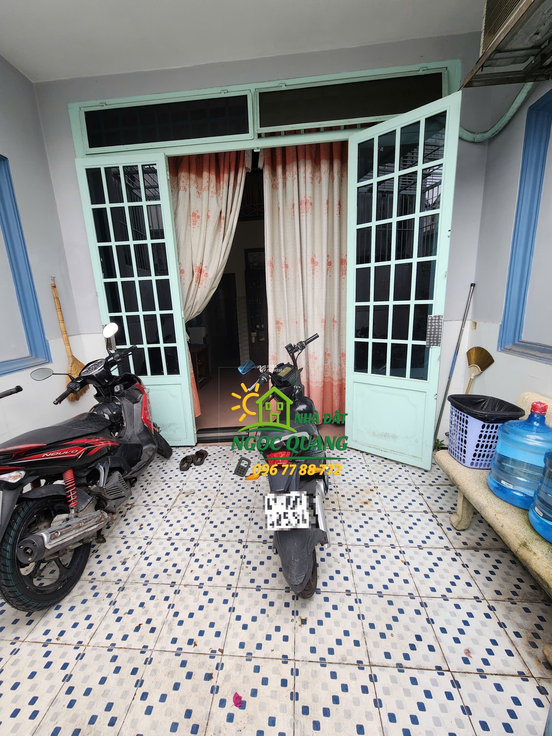 NHÀ 1/ 50m ĐƯỜNG PHAN VĂN HỚN, GẦN KHU 38ha, HẺM XE HƠI, 4x15m