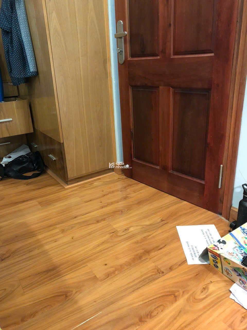 Nhà quận 10 giá rẻ HXH ngay Quốc Tự đường 3/2 4PN 4WC, cực kỳ phong thủy.