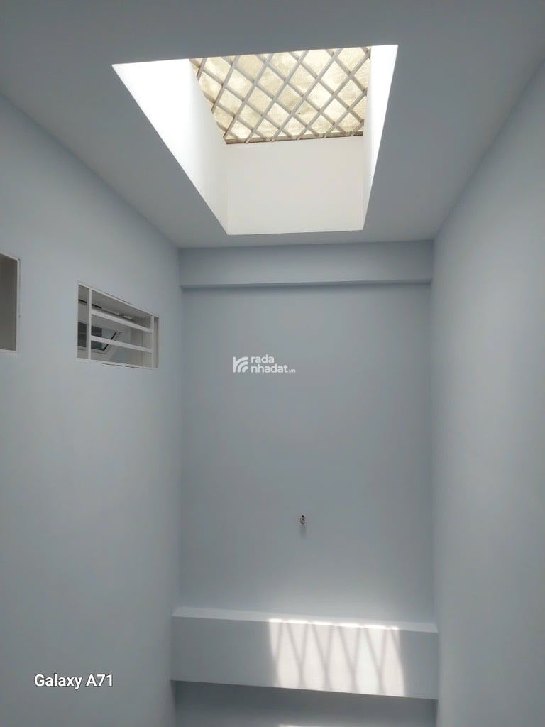 BÁN NHÀ HƯƠNG LỘ 3 140M2 3 TẦNG 11.8 TỶ HẺM XE TẢI THÔNG KẾ AEON MALL TÂN PHÚ