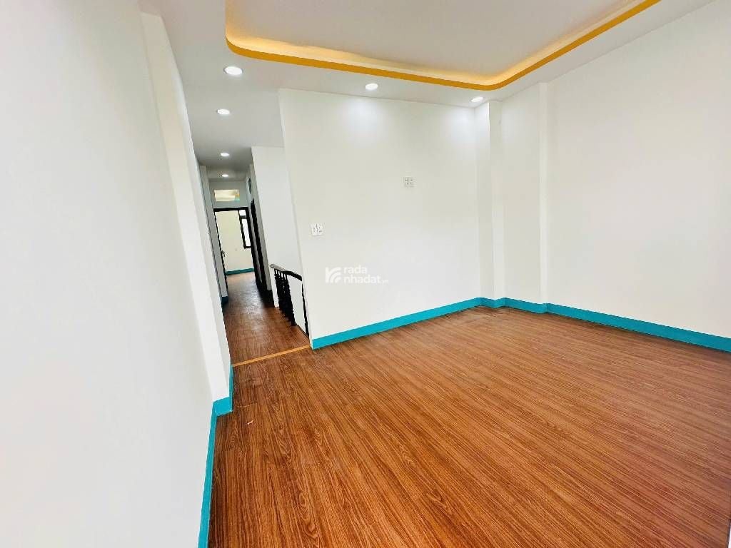 Nhà đẹp 4 tầng, DT 89m2, đường nhựa 8m, ô tô vào nhà, Phước Long B, Quận 9