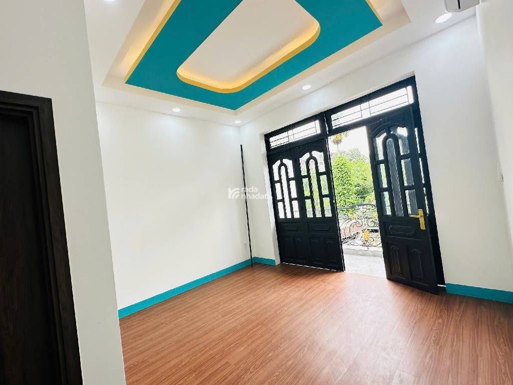 Nhà đẹp 4 tầng, DT 89m2, đường nhựa 8m, ô tô vào nhà, Phước Long B, Quận 9