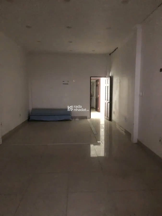 Nhà vào ở ngay, HXH Hòa Bình, 60m2, 4x15m, giá cực tốt!