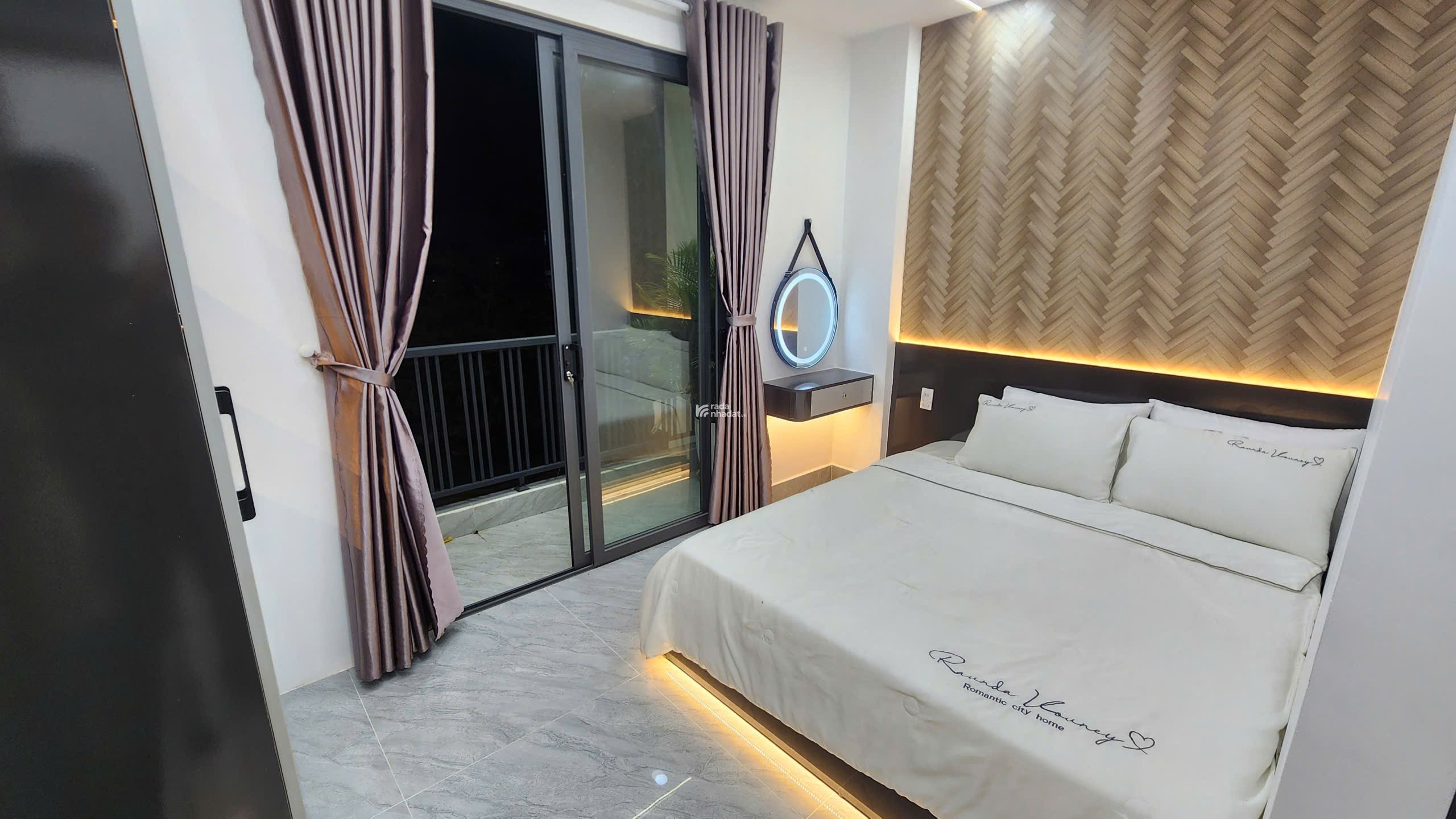 NHÀ PHỐ DIỆN TÍCH VILLA KDC CÔNG VIÊN 20M TÔ NGỌC VÂN - Q.12