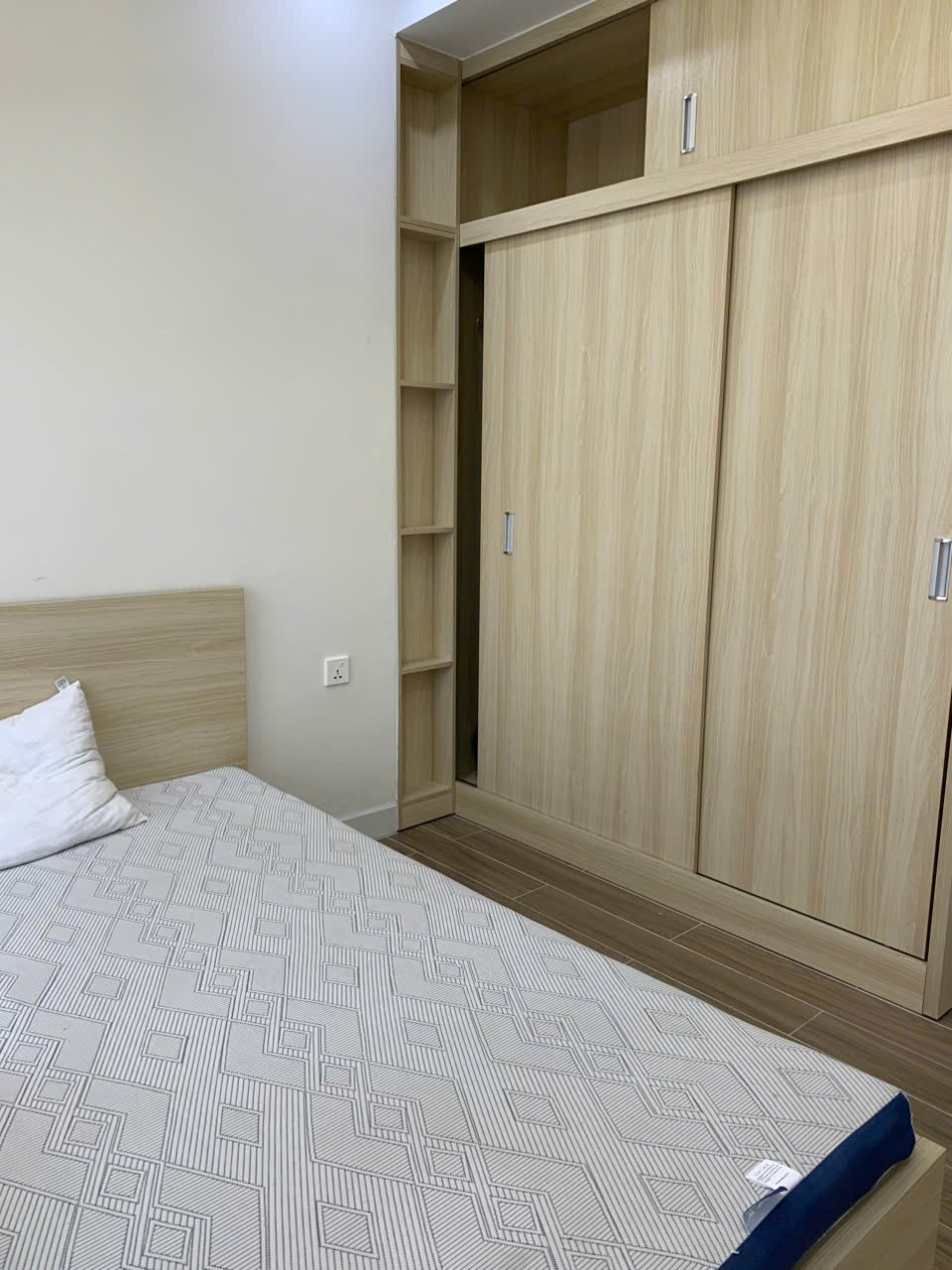 Cho thuê căn hộ 2PN2WC - 17 triệu/tháng full nội thất - Celesta Rise