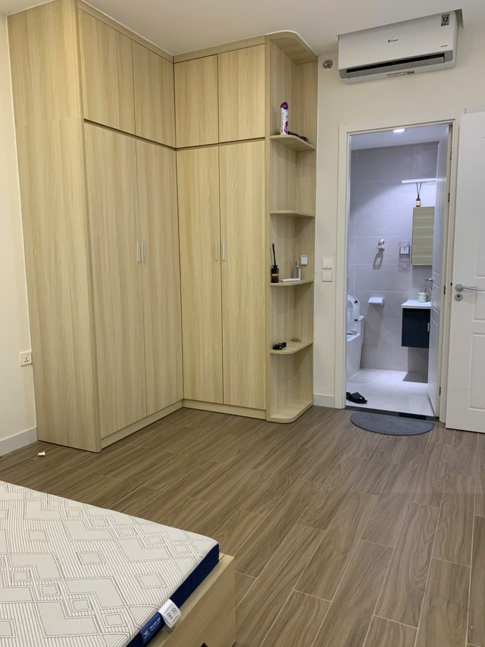 Cho thuê căn hộ 2PN2WC - 17 triệu/tháng full nội thất - Celesta Rise