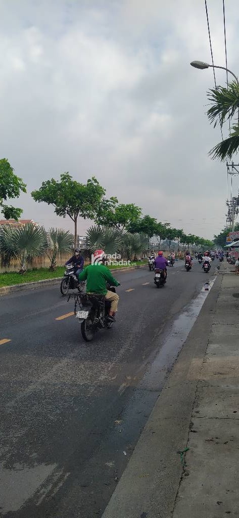 BÁN NHÀ MỄ CỐC PHÚ ĐỊNH 66M2 3.X TỶ HXH CÁCH MẶT TIỀN CHỈ 1 CĂN
