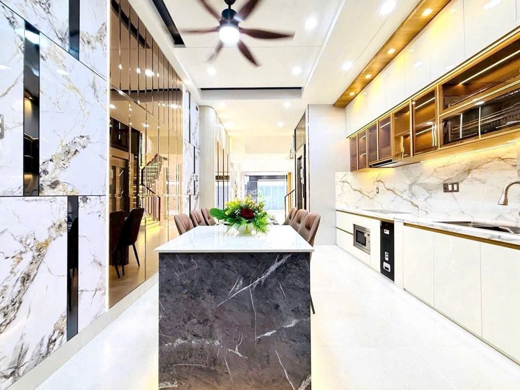 Bán nhà ôtô ngủ trong nhà - 77m2 - thang máy - 5 tầng, Nguyễn Tư Giản Gò Vấp, 13 tỷ bé