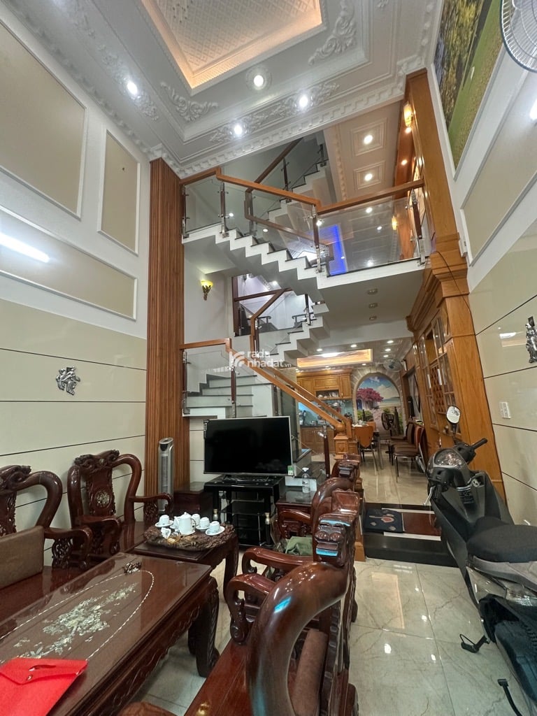 NHÀ ĐẸP BÌNH TÂN 5 TẦNG BTCT 54M2 5.X TỶ 4PN HẺM XE TẢI 6M SÁT MẶT TIỀN 