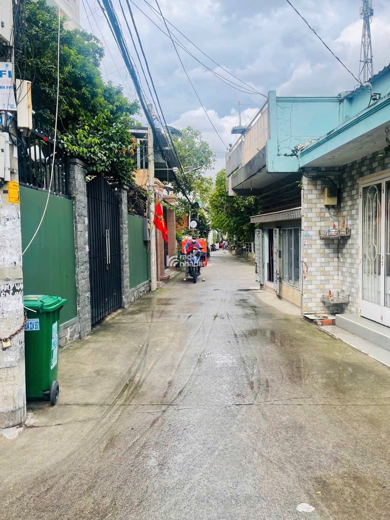 Siêu vị trí Linh Tây: Đất 84 m2  Nhà 2 tầng, ô tô đậu cửa, 5,2 tỷ chốt nhanh!