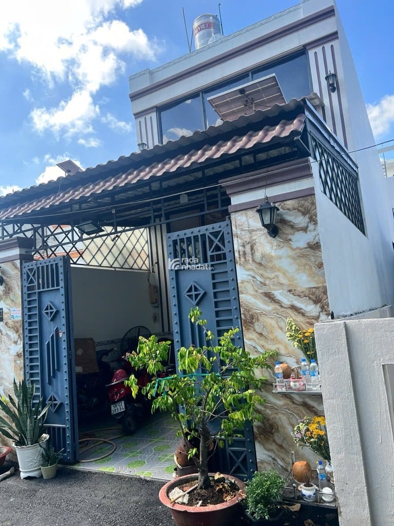 NHÀ MỚI 2 TẦNG, DT 120M2, KDC HIỆN HỮU, KHÔNG NGẬP, HẺM 1734 LÊ VĂN LƯƠNG