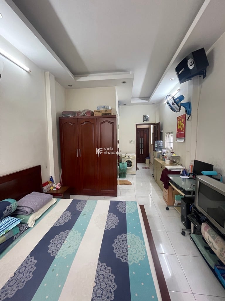 Gần trường ,gần chợ di chuyển nhanh chống sang các quận trung tâm 10,11,6,8,3,Tân Phú