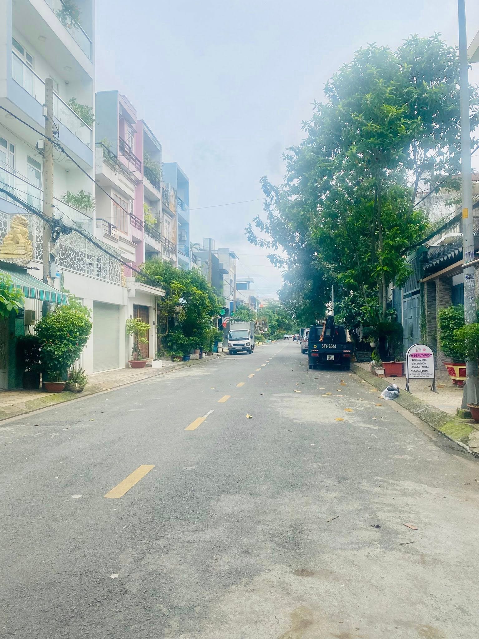 MẶT TIỀN KHU BÀN CỜ HỌ LÊ - DÒNG T.IỀN 25TR - 80M - 4 TẦNG - 12PN CHỈ 10.X