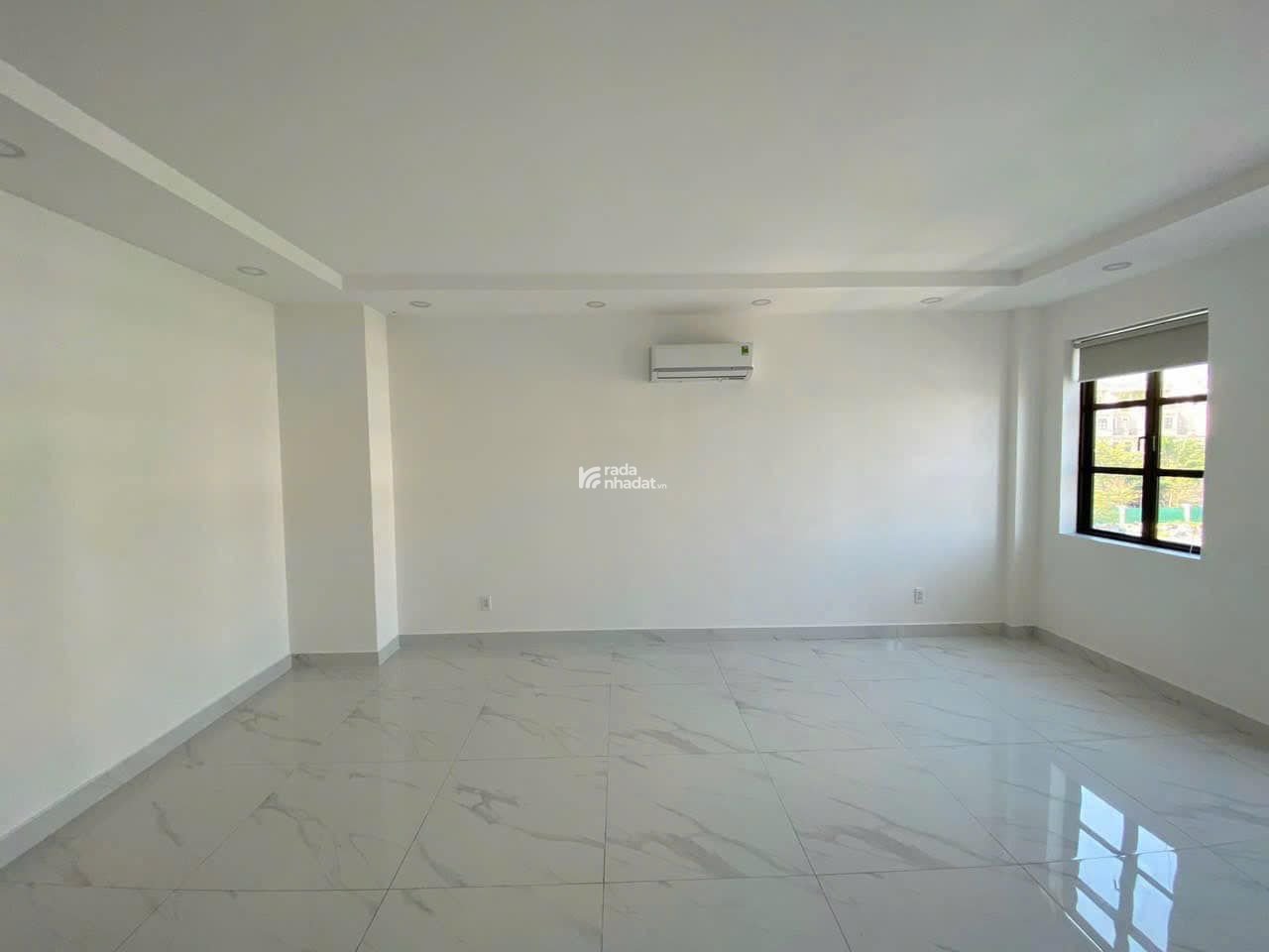 Bán gấp căn hộ chung cư Sông Hồng Park View - 165 Thái Hà, 85m2, 2PN để lại nội thất. LH 0372 004 ***
