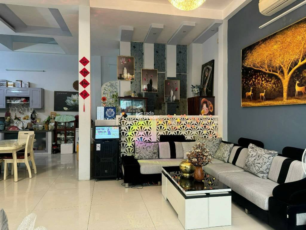 GẦN Q11, HXH LÝ THÁNH TÔNG, TÂN PHÚ, 8M NGANG HIẾM CÓ. GIẢM 550TR CHỈ 9T TL TỐT