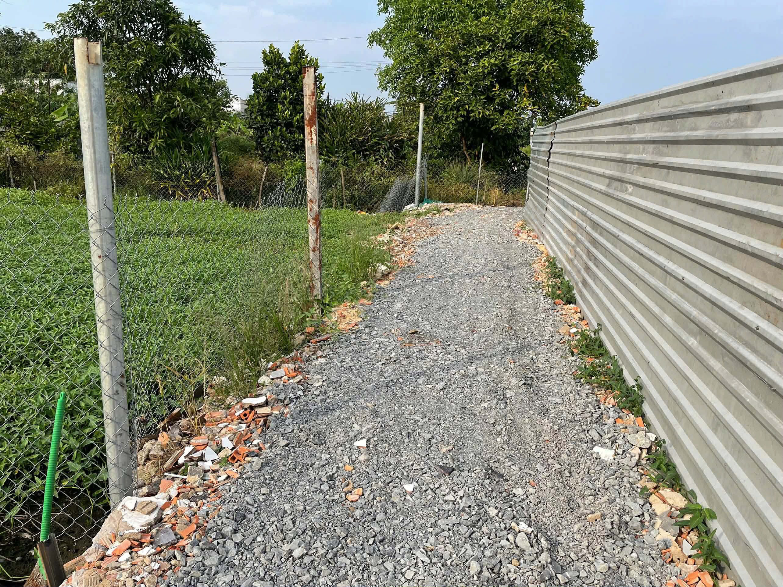  BÁN ĐẤT THẠNH XUÂN 14, ĐƯỜNG TRẢI ĐÁ, 100M2, GIÁ 600TR Thạnh Xuân 14 đi vô 