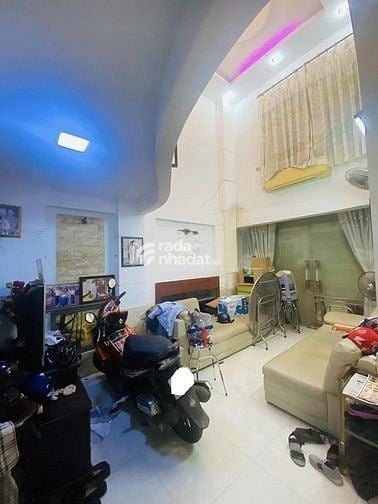 Nhà đúc 4 tấm hẻm xe hơi 6m Phạm Văn Chí, ngang lớn 6.1m, 5 PN – 6 WC