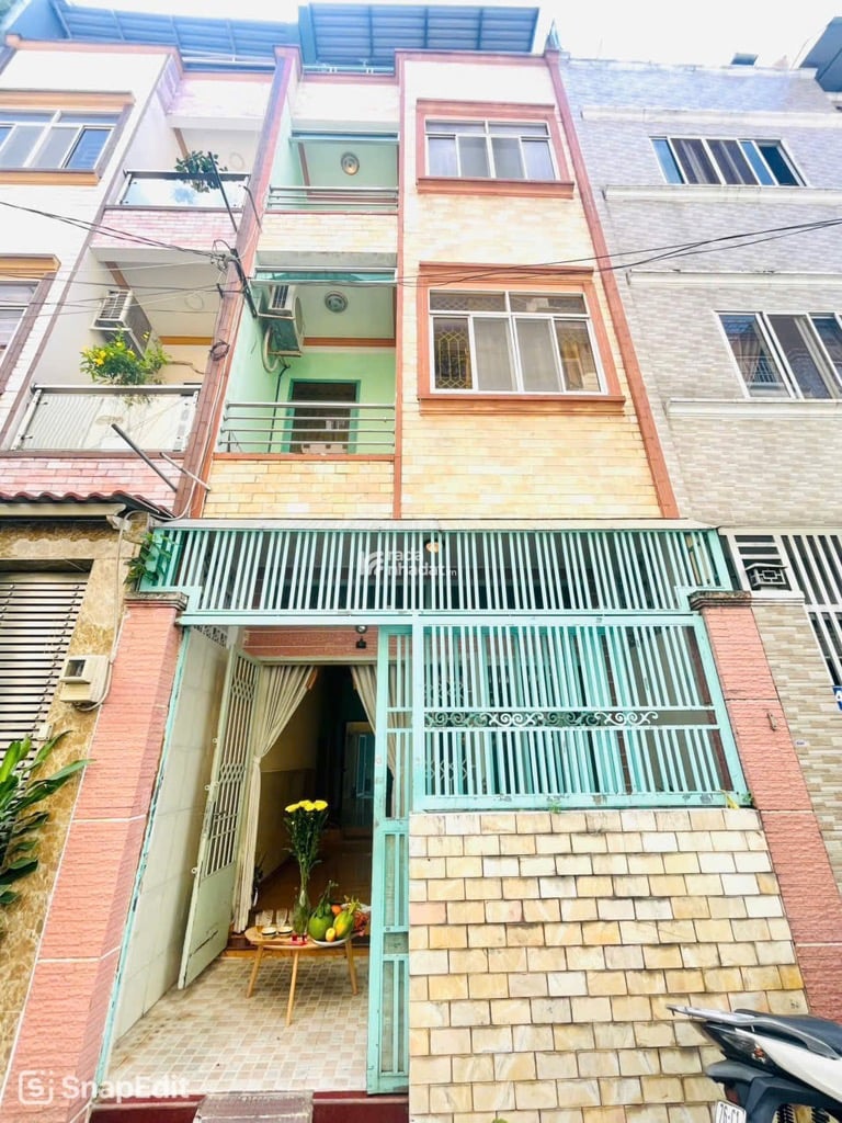 SIÊU PHẨM NGAY PHỔ QUANG - VIP SÂN BAY - CHỦ HỢP TÁC - 3 TẦNG GẦN MẶT TIỀN - 64M2 (4.2x15.5)