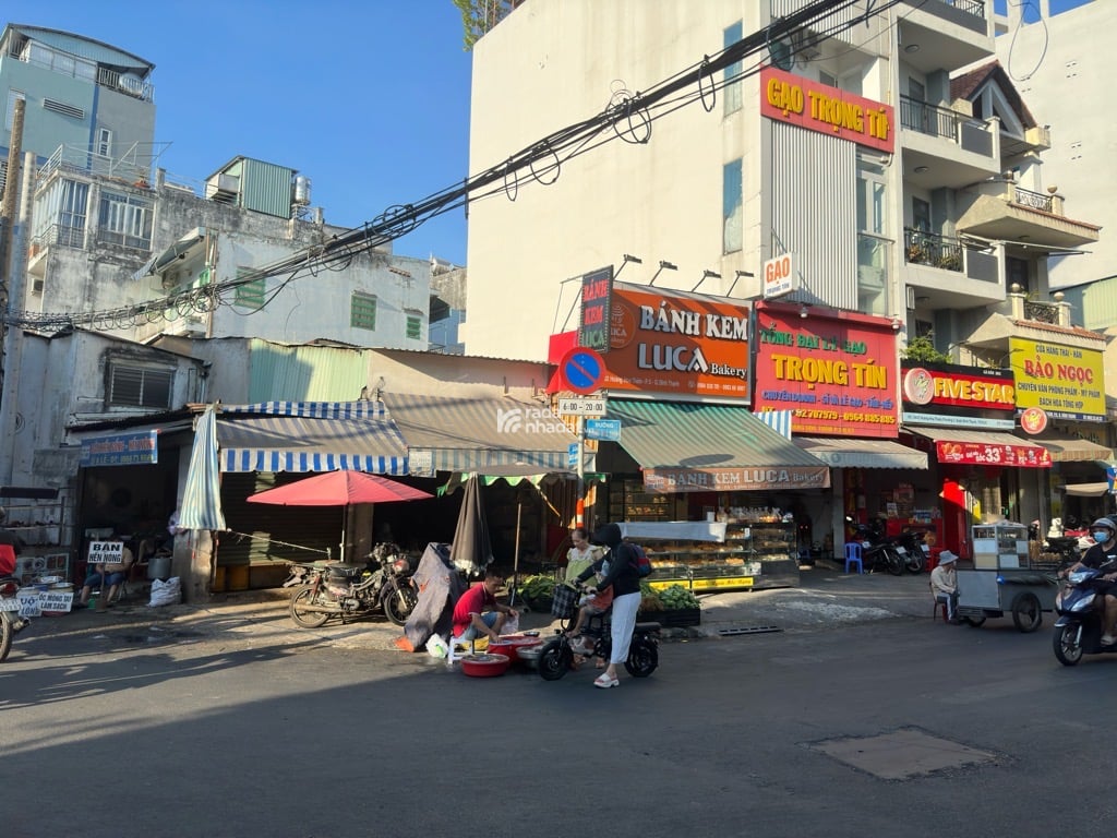 CĂN GÓC 2 MẶT TIỀN - KHU VỰC KINH DOANH BUÔN BÁN SẦM UẤT-HIẾM -NỞ HẬU TÀI LỘC - ĐANG CHO THUÊ 75 TR