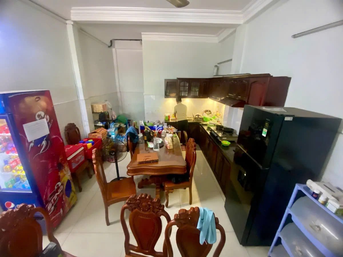 Nhà 4 tầng, 60m2, hẻm VIP Tân Sơn Nhì, Ở ngay hoặc kinh doanh tốt 10.5 tỷ