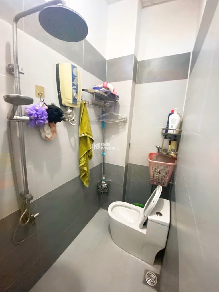 HXH 8m khu Bình Phú Quận 6, 65m2 5 tầng 7PN 8WC gần chợ, an sinh đỉnh, giá nhỉnh 8 tỷ TL