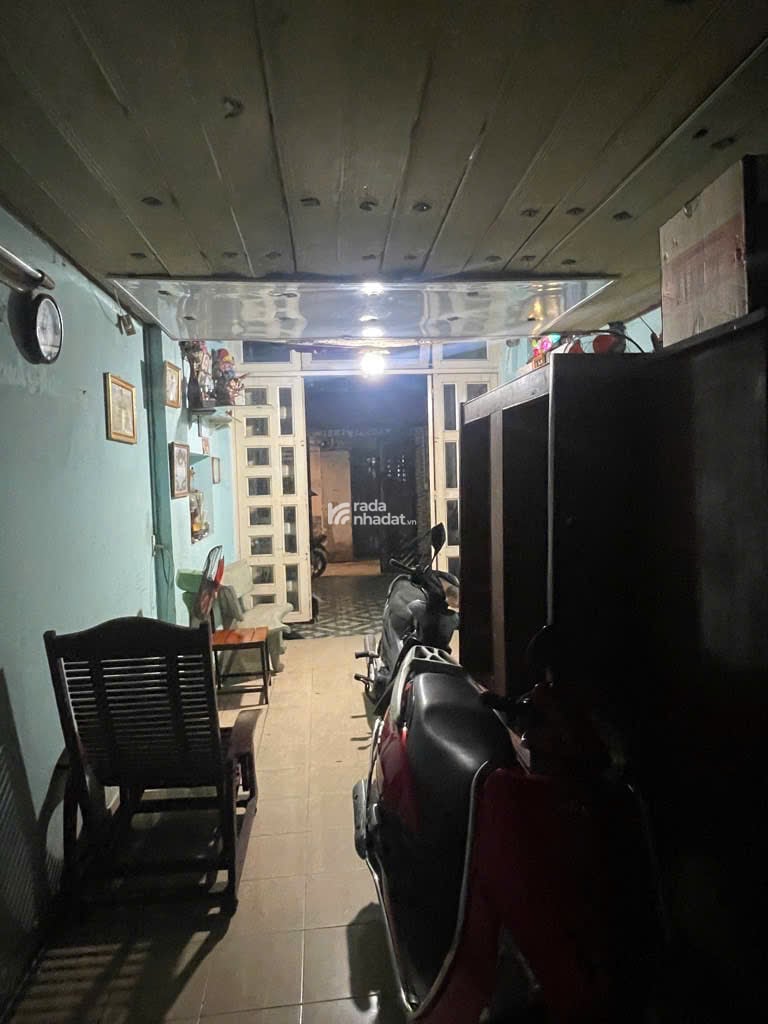 Bán Đất  Diện Tích 102 m2 Tặng Nhà 1 Trệt 1 lửng Ngay Thống Nhất P 16 Quận Gò Vấp