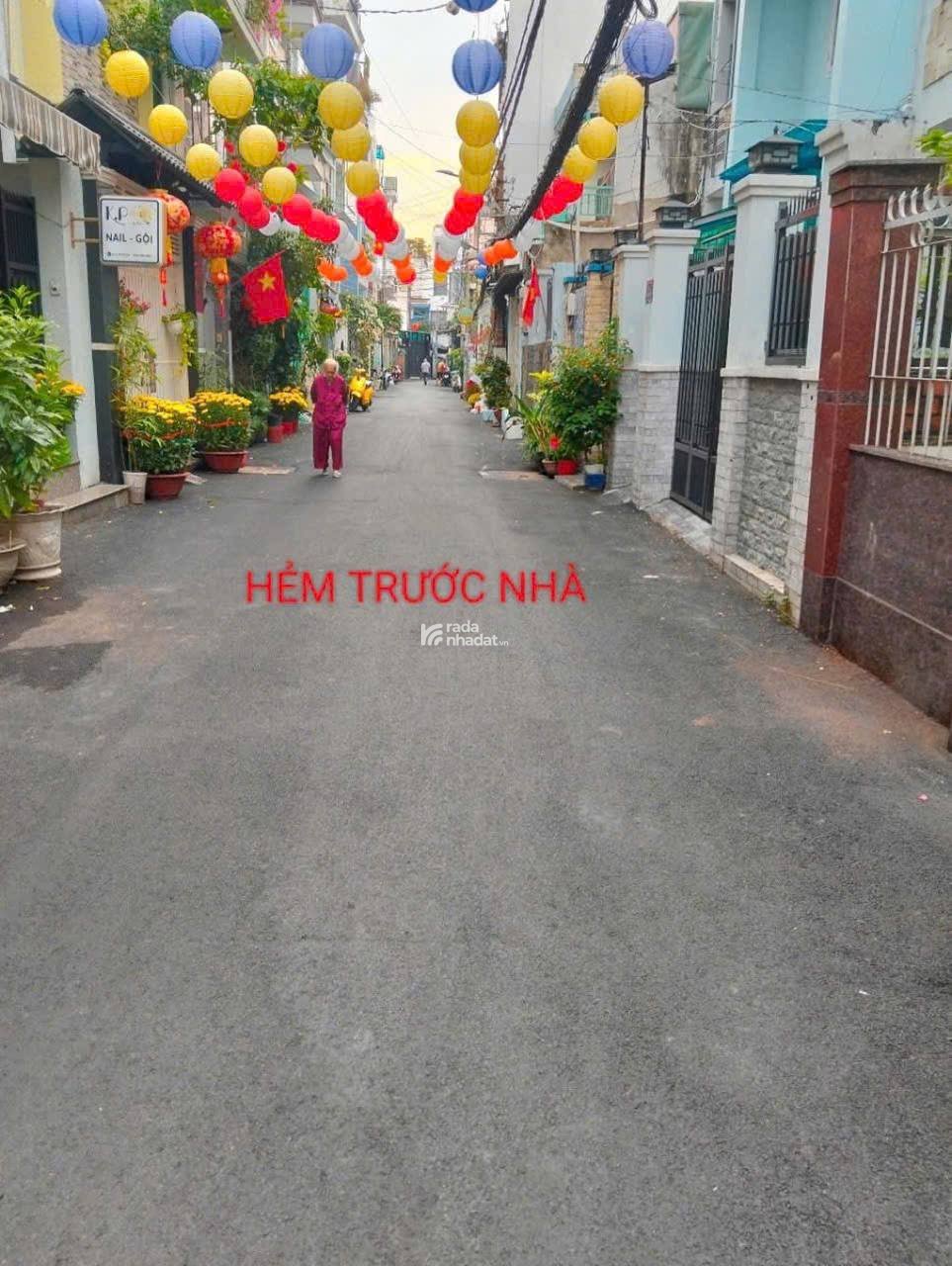 GIÁ MỀM NHẤT BÌNH THẠNH - KẾ QUẬN 1 - XE HƠI VÀO NHÀ - (76M2) - 5 TẦNG - GIÁ BÈO 8.1 TỶ 