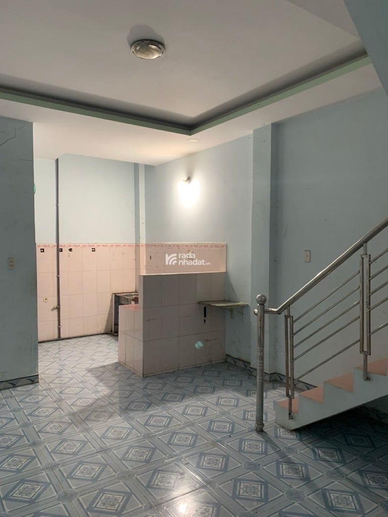 BÁN NHÀ MẶT TIỀN, KINH DOANH TỐT, GẦN CHỢ TAM HÀ, 4,3X15,5 NHỈNH 5 TỶ.