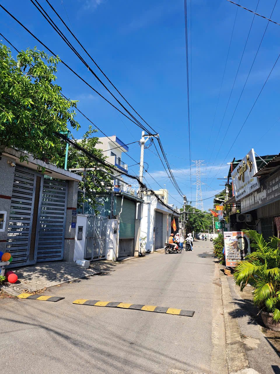 BIỆT THỰ SÂN VƯỜN, HẺM XE TẢI TRÁNH, GẦN QL13, NGANG 10m, DT 476m2, CHỈ 25 TỶ.