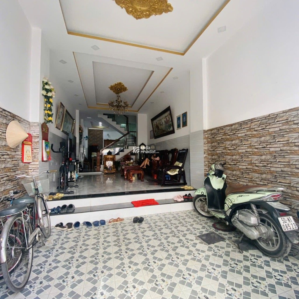 NGAY HƯƠNG LỘ 2 - GIÁP TÂN PHÚ - KỀ BÊN QUẬN 11 - NGAY NGÃ TƯ 4 XÃ