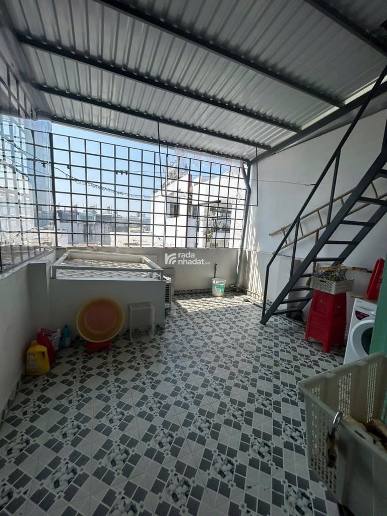 NGAY HƯƠNG LỘ 2 - GIÁP TÂN PHÚ - KỀ BÊN QUẬN 11 - NGAY NGÃ TƯ 4 XÃ