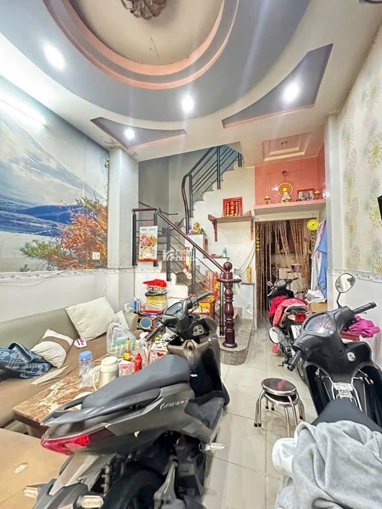 NHÀ 3TẦNG - 3PN - DT 38M2- HẺM ĐẸP, THÔNG - VÀI BƯỚC RA #MẶT_TIỀN - #BÀ_HÔM - #QUẬN_6 