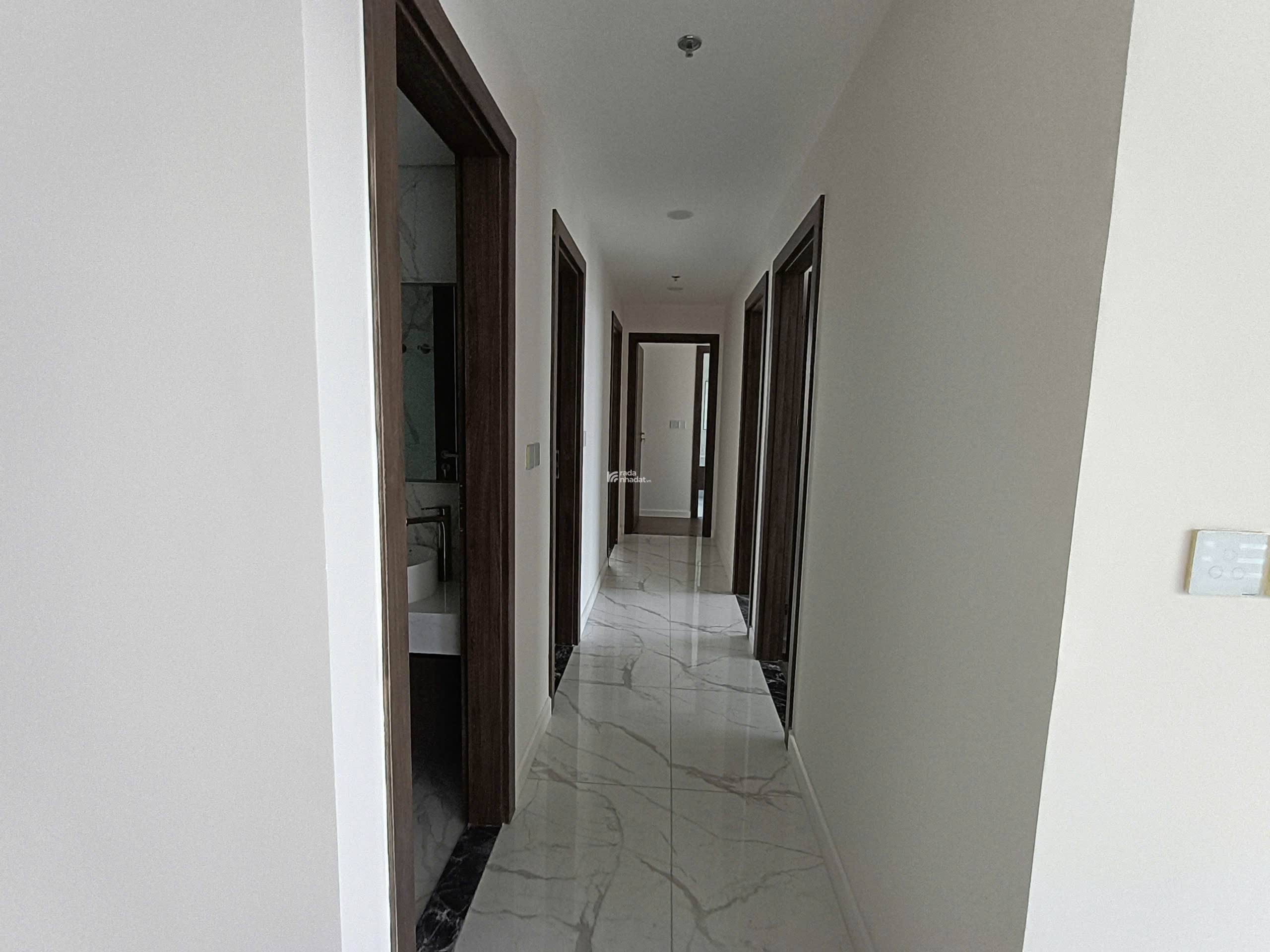 Cho thuê căn hộ Sunshine Sky City 4 phòng ngủ 3 vệ sinh giá 25 triệu 