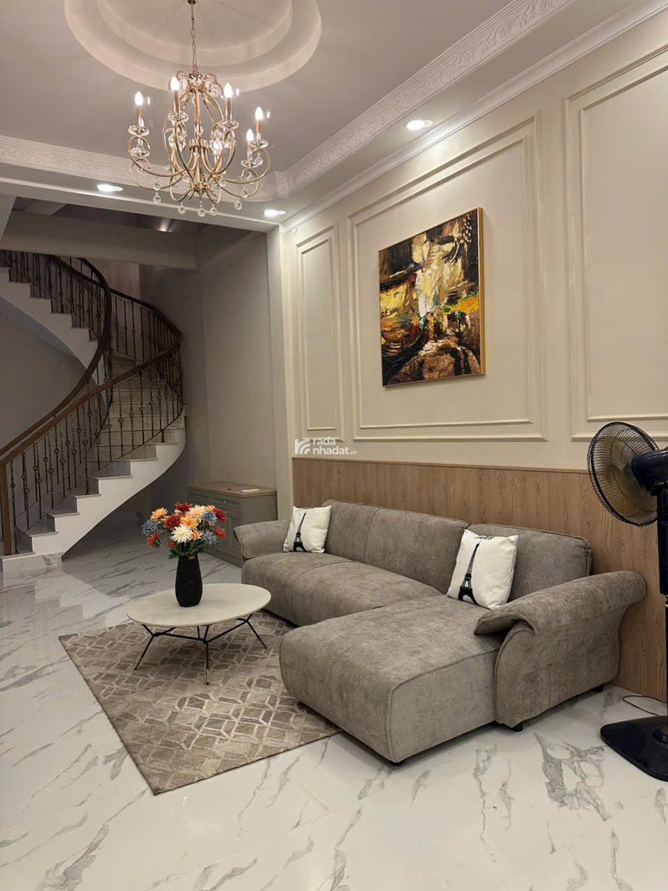 Bán nhà mới đẹp, trung tâm quận 1- 23 tỷ - đường Tôn Thất Tùng