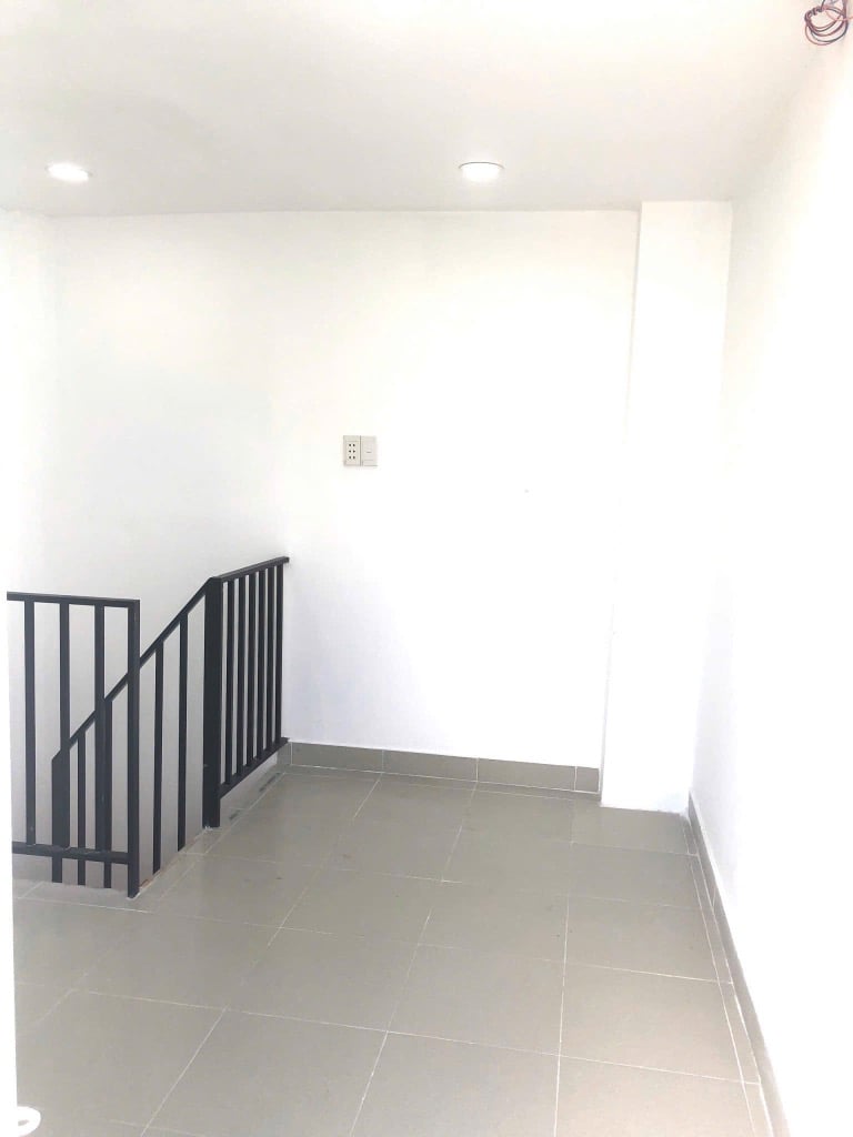 BÁN NHÀ TÂN HÒA ĐÔNG QUẬN 6 3 TẦNG 2.X TỶ HẺM XE HƠI THÔNG NHÀ MỚI Ở NGAY