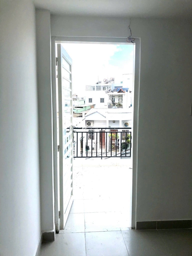 BÁN NHÀ TÂN HÒA ĐÔNG QUẬN 6 3 TẦNG 2.X TỶ HẺM XE HƠI THÔNG NHÀ MỚI Ở NGAY