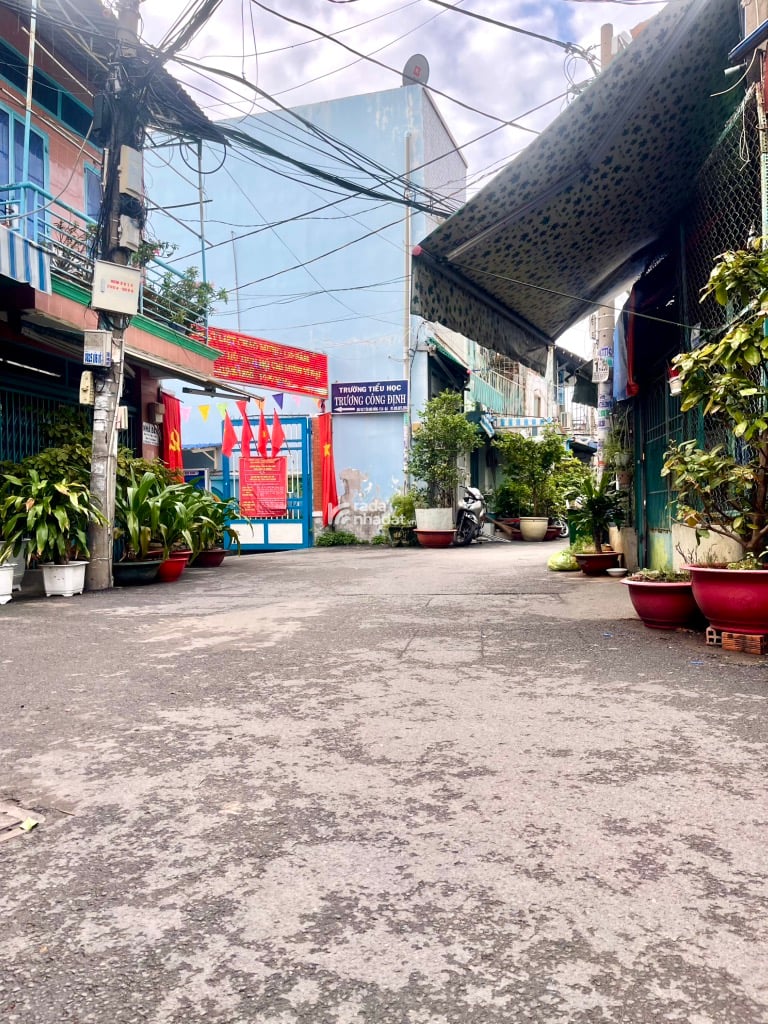 BÁN NHÀ TÂN HÒA ĐÔNG QUẬN 6 3 TẦNG 2.X TỶ HẺM XE HƠI THÔNG NHÀ MỚI Ở NGAY