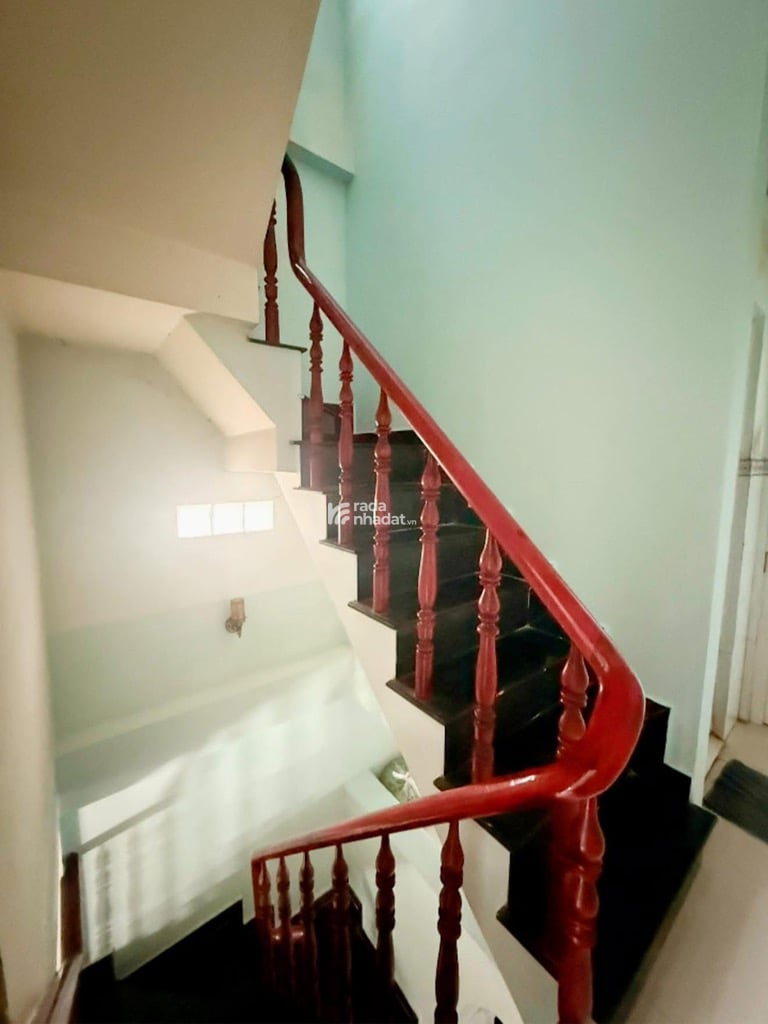  NHÀ 3 TẦNG ĐÚC,4PN,50M2,SÁT MẶT TIỀN, MỄ CỐC P15Q8 CHỈ HƠN 3 TỶ