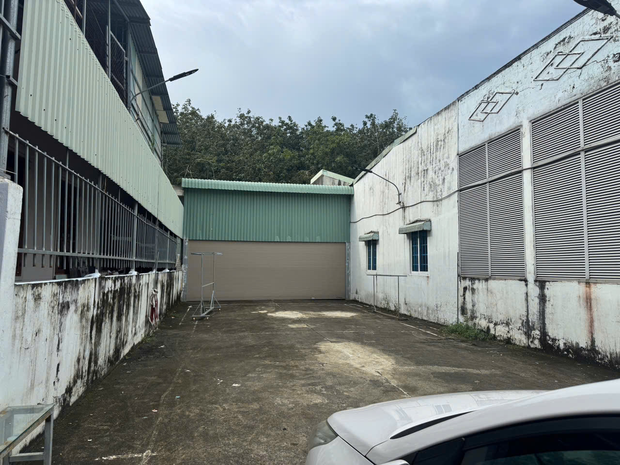 Cho thue mat bang làm kho chua hang hoa