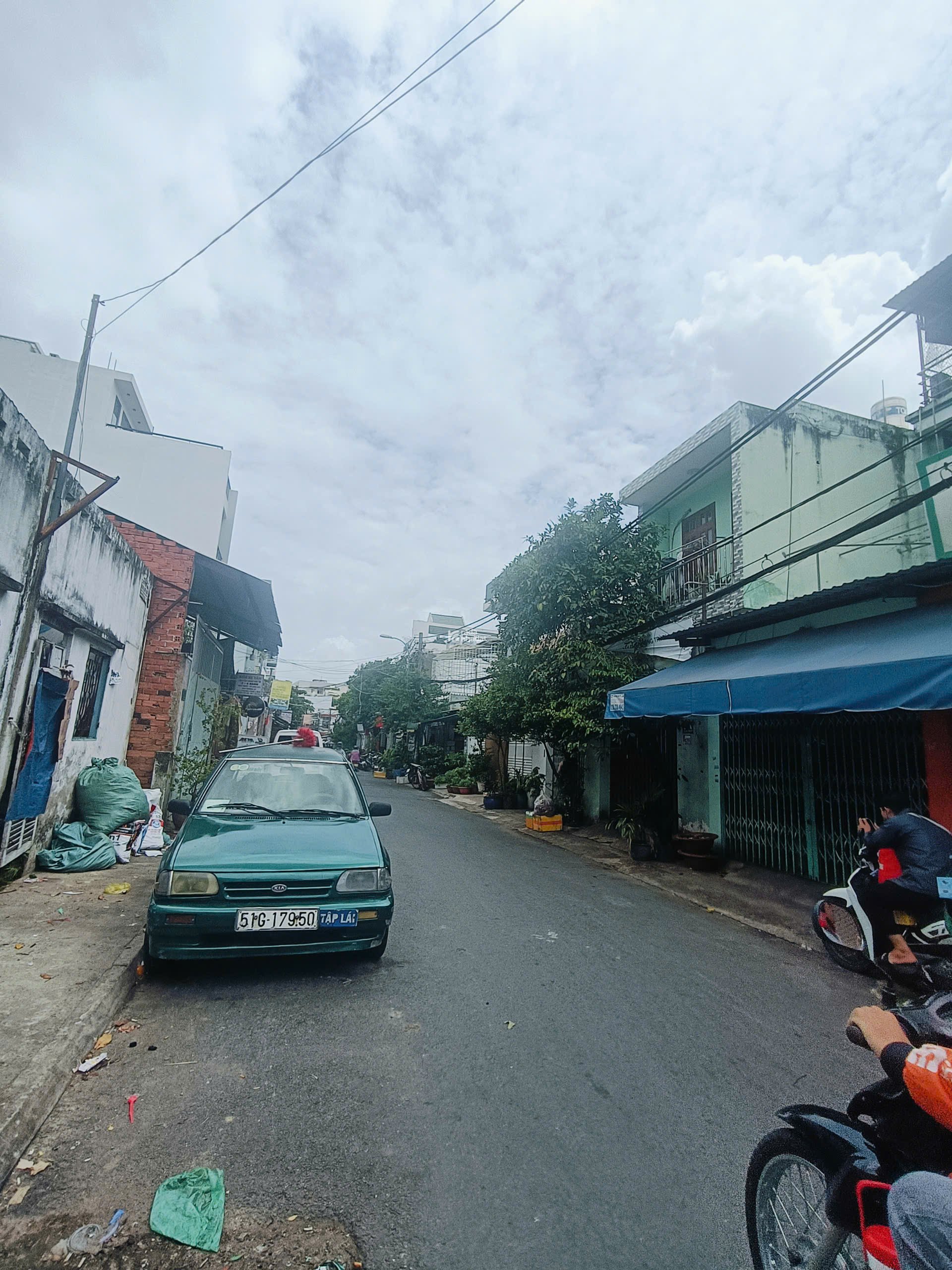 23 Tỷ ! Căn Góc 2mt Nguyễn Sơn. Q T Phú.  Dt: 5,5x17m (5 Tầng) Thang máy 